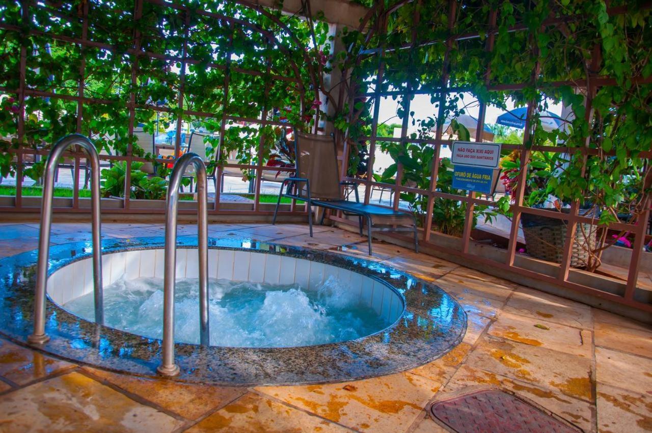 Lacqua Diroma V: Waterpark-Adjacent Apartment Caldas Novas Exterior photo