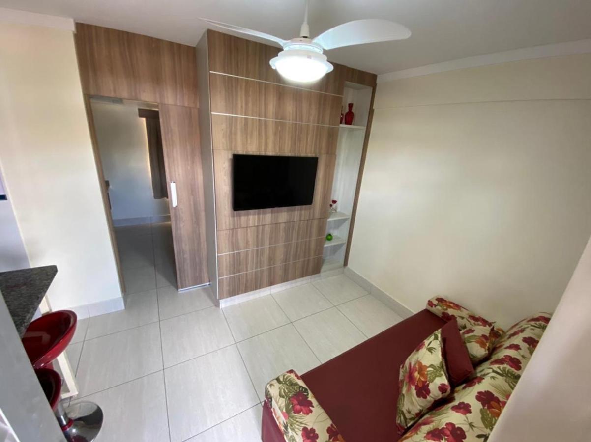 Lacqua Diroma V: Waterpark-Adjacent Apartment Caldas Novas Exterior photo